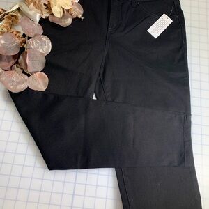 Style & Co Jeans Color: Black Rinse, Size: 8P